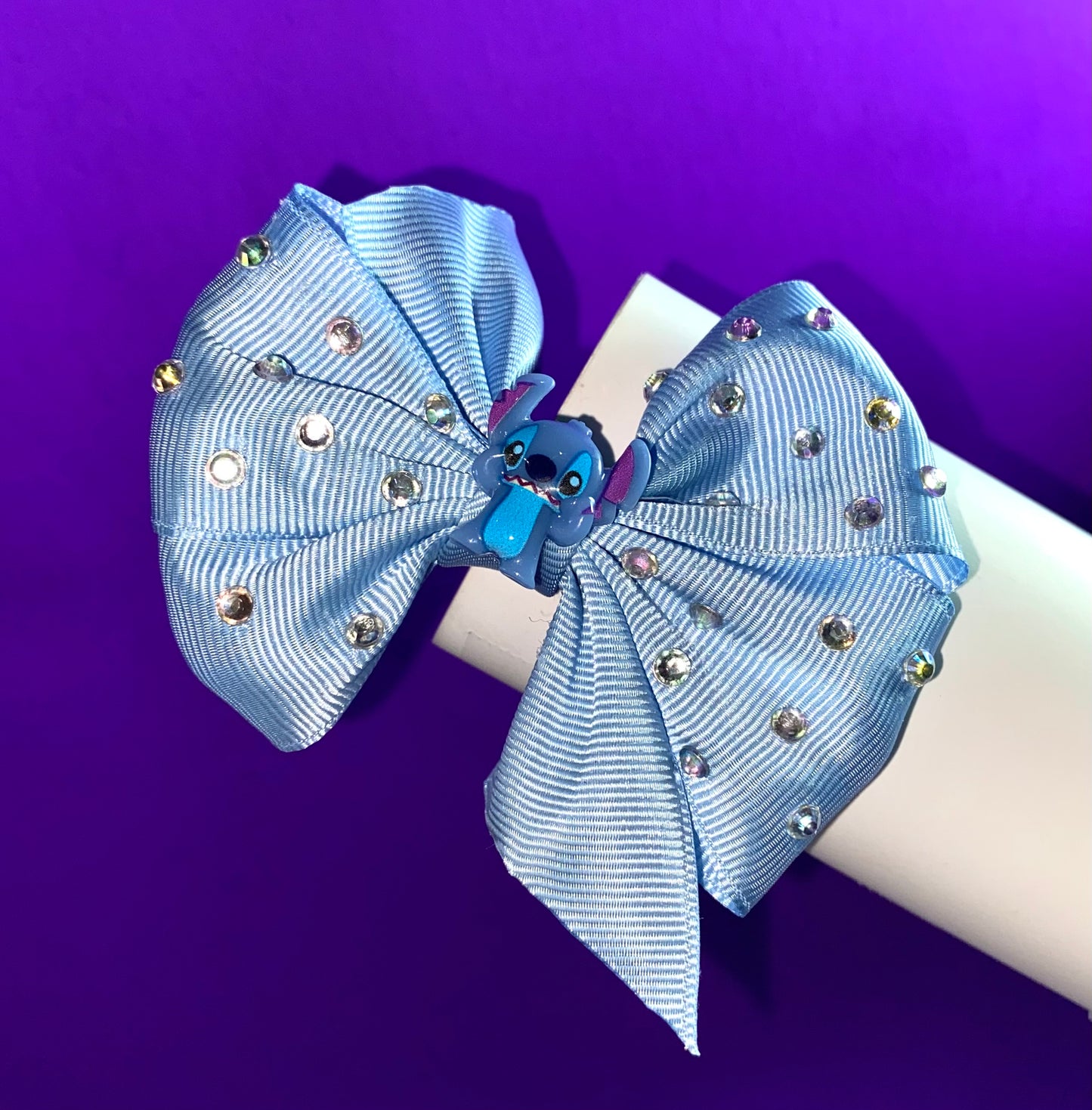 Stitch bow